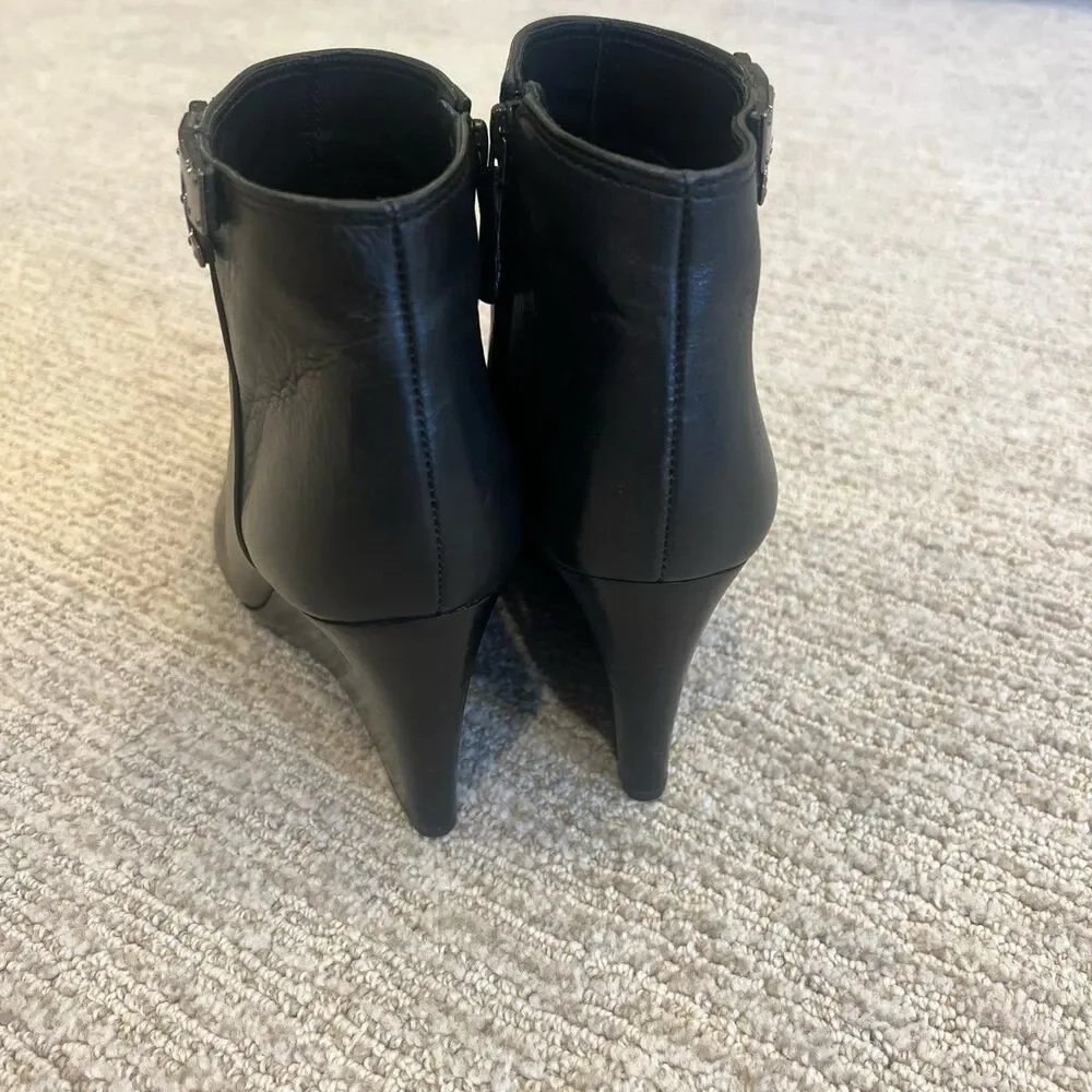Tory Burch Lowell Black Leather Wedge Ankle Boots Booties Size 9.5